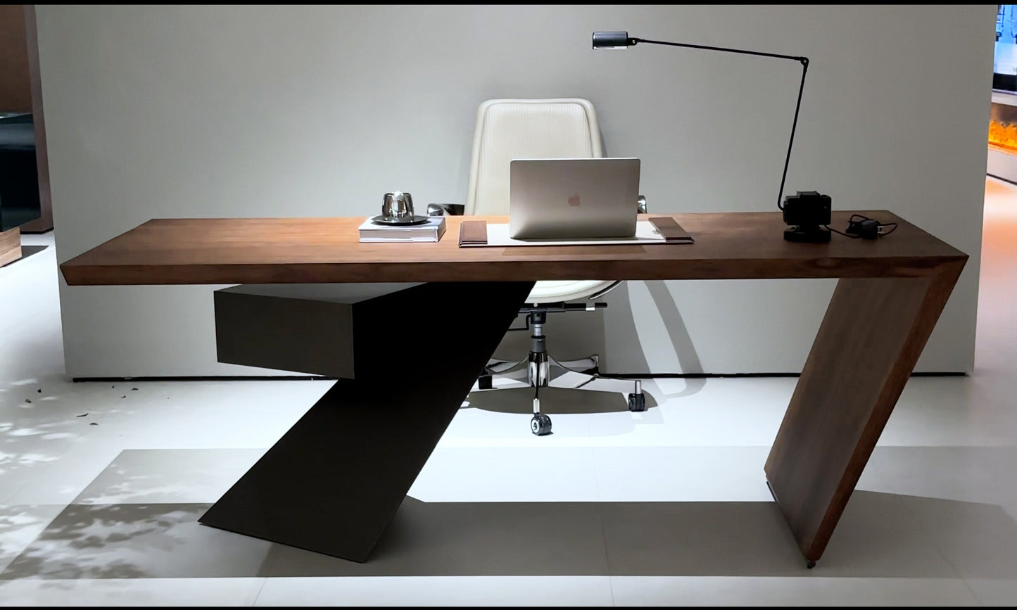 Desk 02