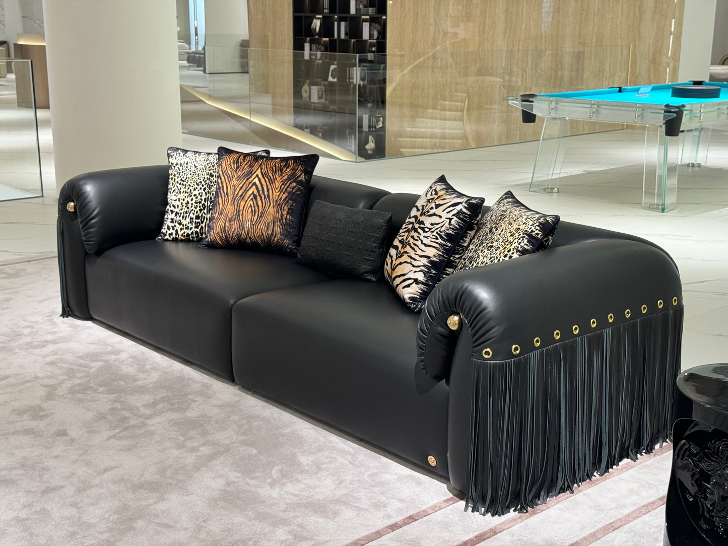 Sofa 25