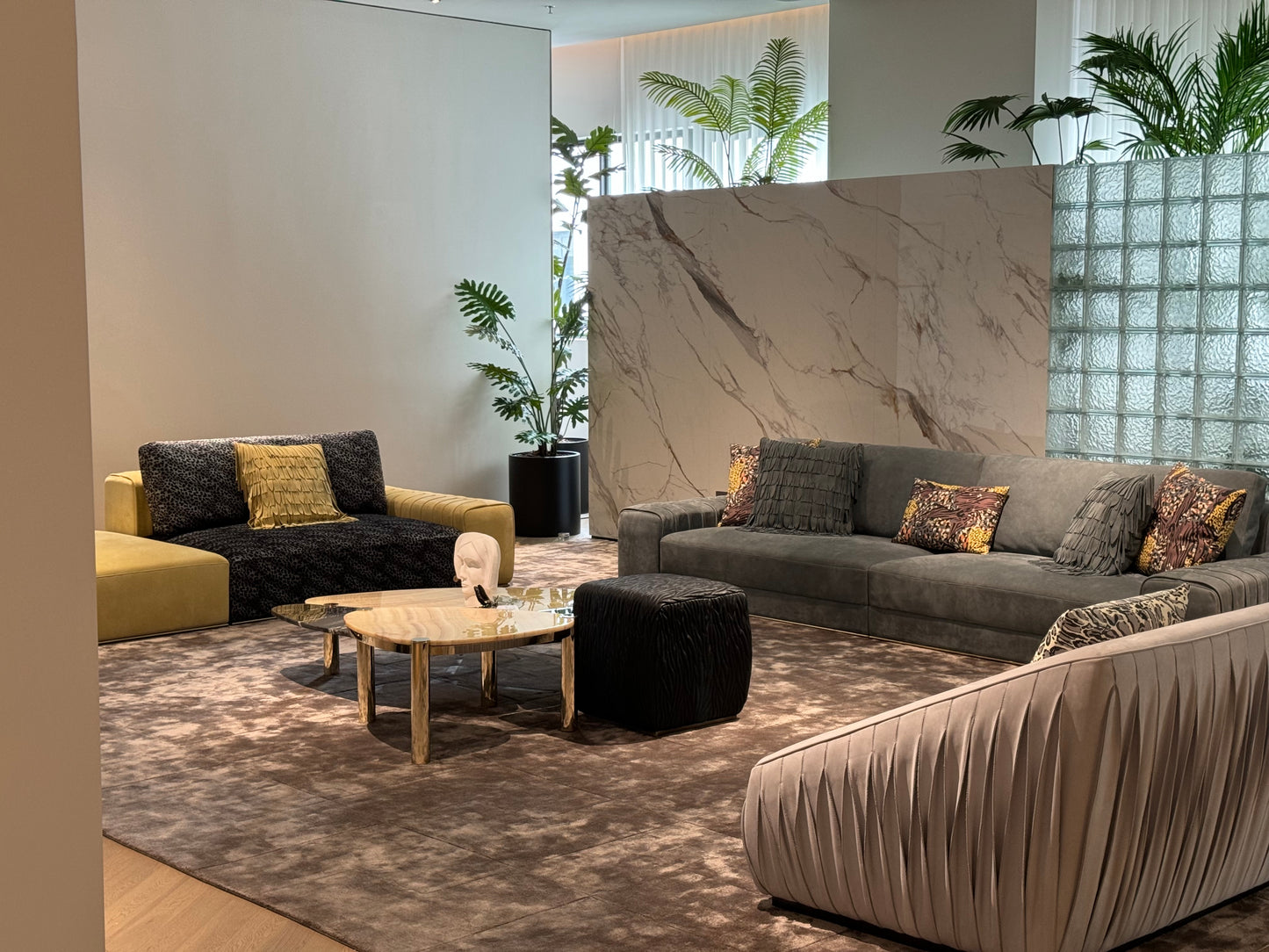 Sofa 23