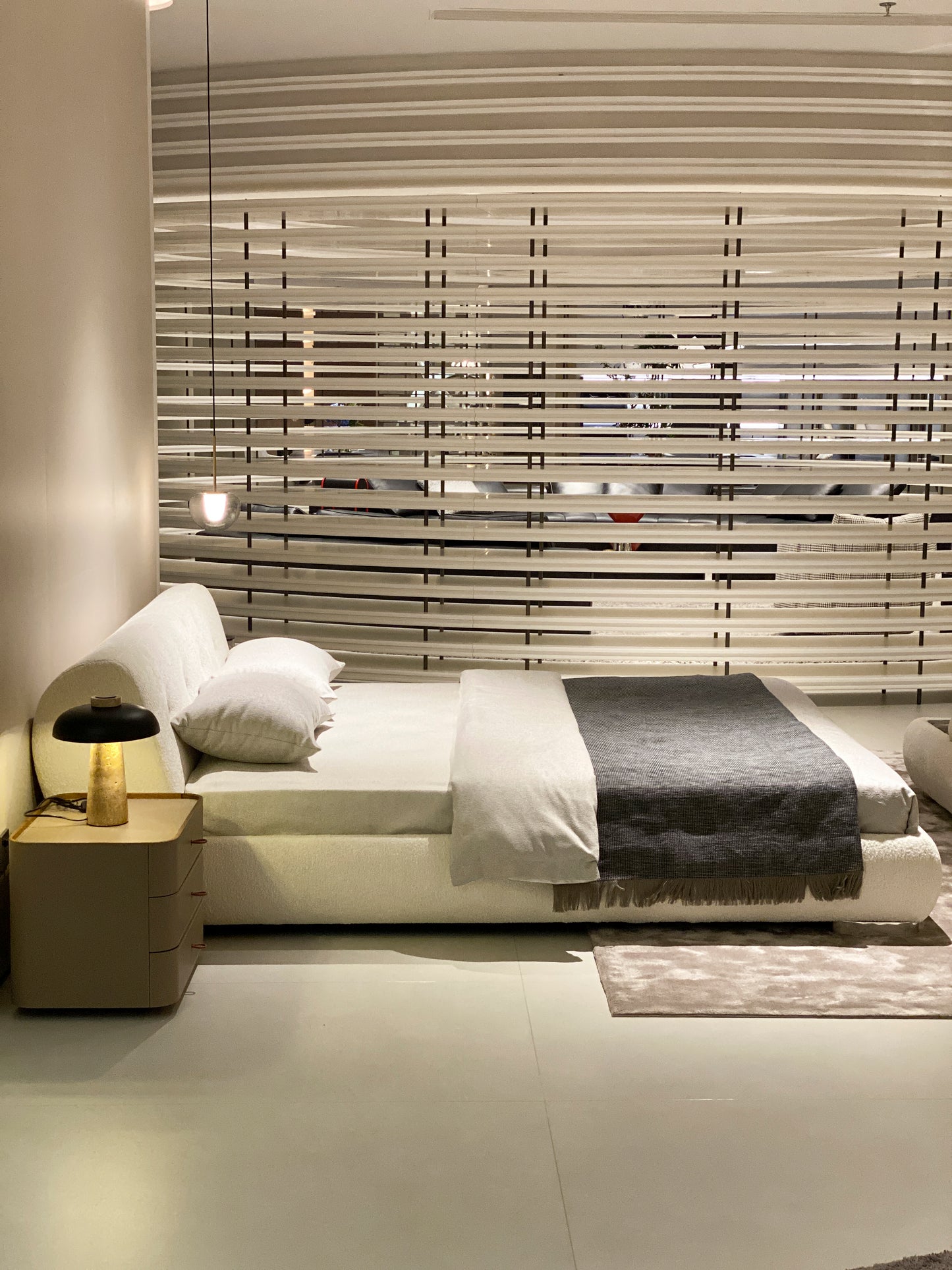 Bed 01