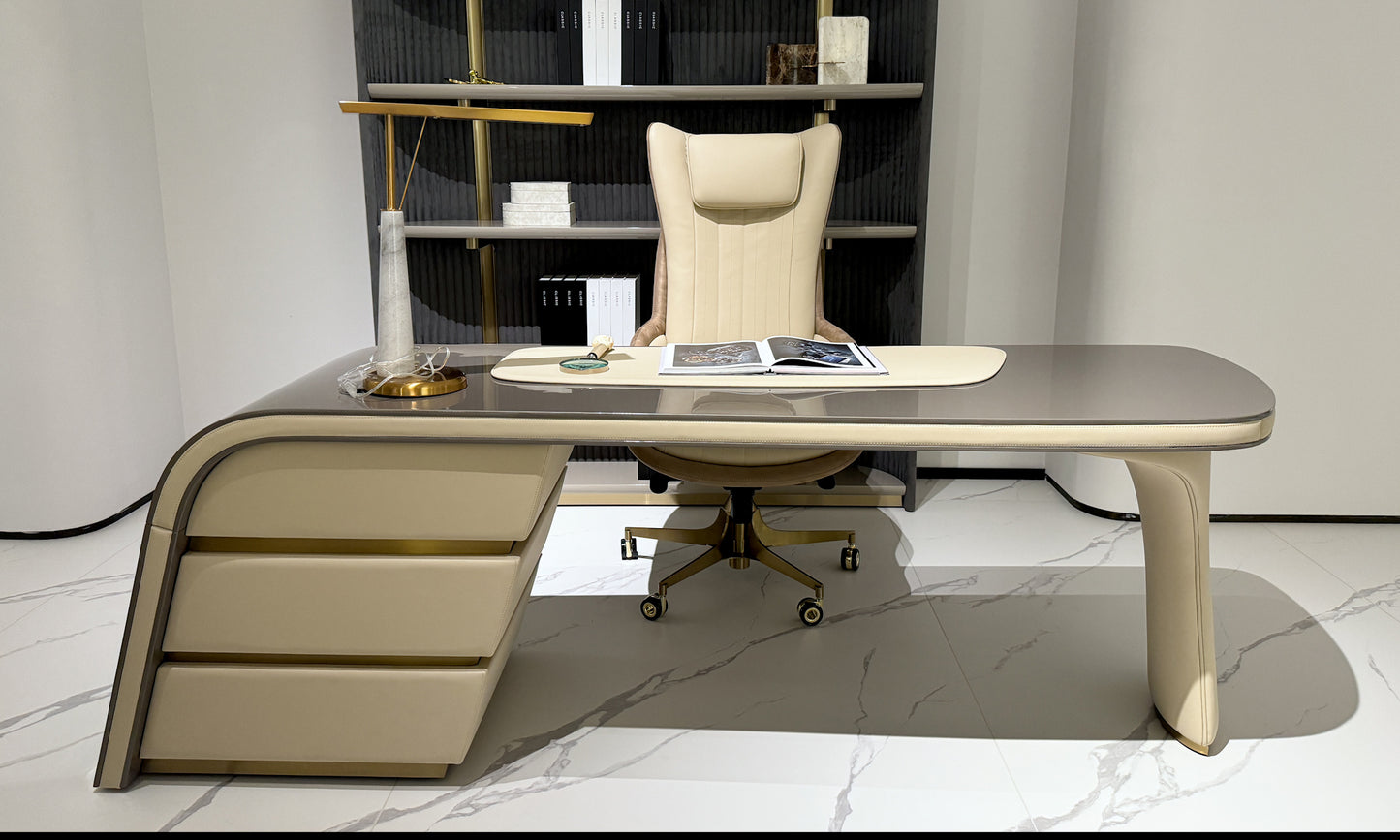 Desk 03