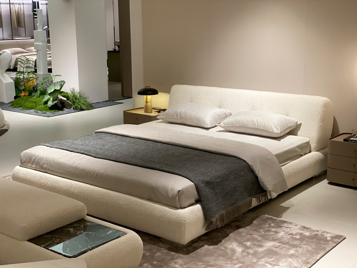 Bed 01
