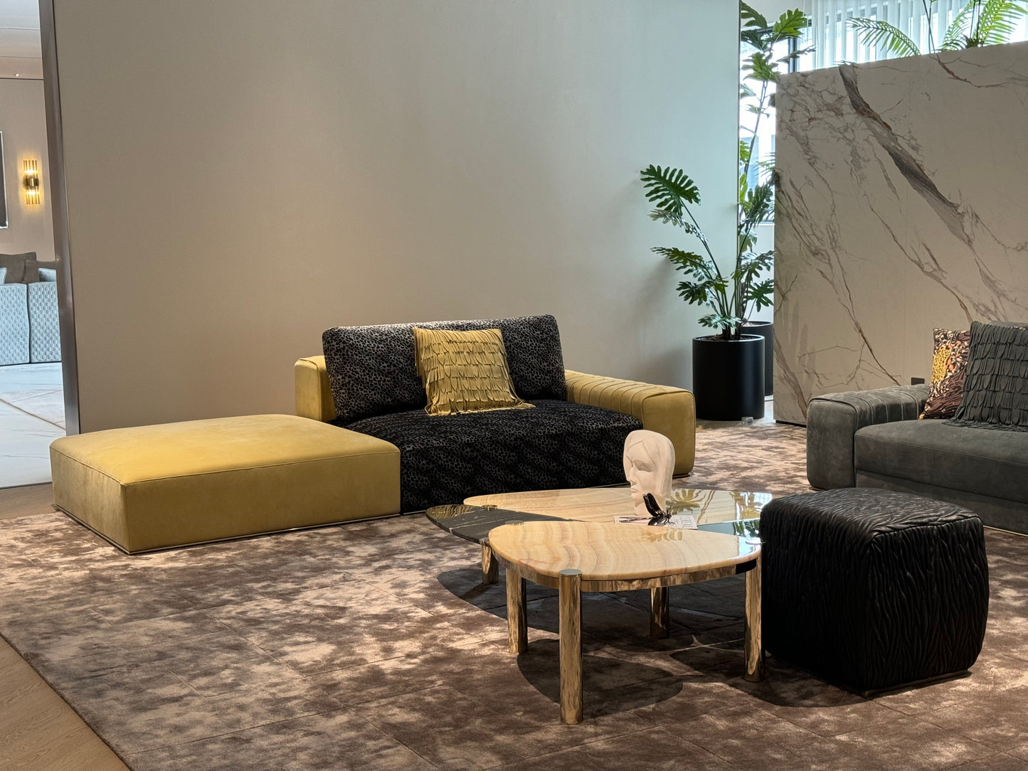 Sofa 23